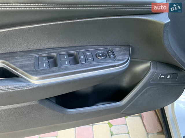 Сірий Хонда Клериті, об'ємом двигуна 1.5 л та пробігом 105 тис. км за 19300 $, фото 11 на Automoto.ua