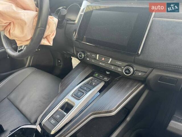 Серый Хонда Клерити, объемом двигателя 1.5 л и пробегом 34 тыс. км за 11000 $, фото 11 на Automoto.ua