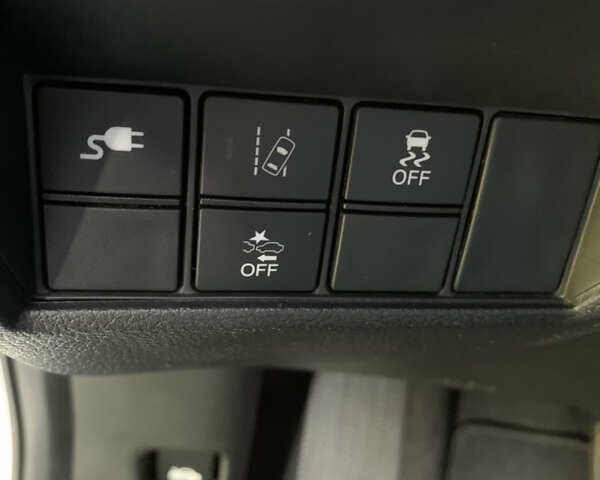 Сірий Хонда Клериті, об'ємом двигуна 1.5 л та пробігом 105 тис. км за 19300 $, фото 15 на Automoto.ua