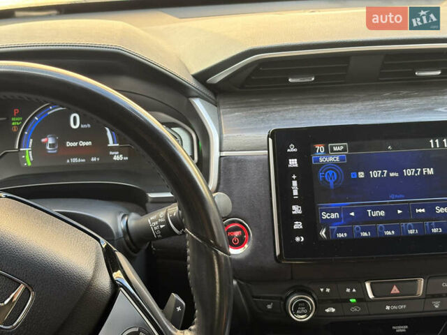 Серый Хонда Клерити, объемом двигателя 1.5 л и пробегом 160 тыс. км за 18555 $, фото 7 на Automoto.ua