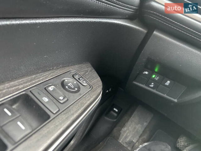 Серый Хонда Клерити, объемом двигателя 1.5 л и пробегом 184 тыс. км за 18000 $, фото 12 на Automoto.ua