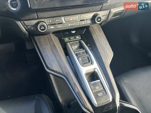 Серый Хонда Клерити, объемом двигателя 1.5 л и пробегом 183 тыс. км за 15800 $, фото 11 на Automoto.ua