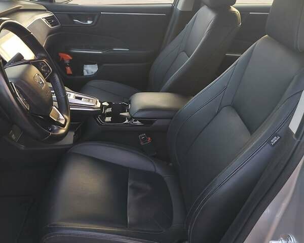 Серый Хонда Клерити, объемом двигателя 1.5 л и пробегом 110 тыс. км за 20500 $, фото 11 на Automoto.ua