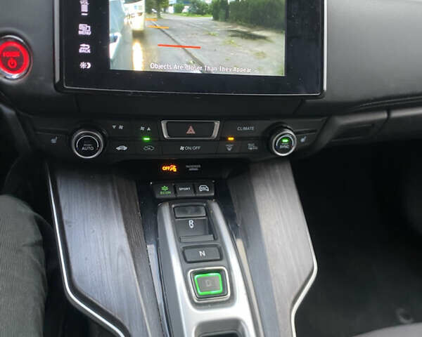 Серый Хонда Клерити, объемом двигателя 1.5 л и пробегом 184 тыс. км за 18000 $, фото 13 на Automoto.ua