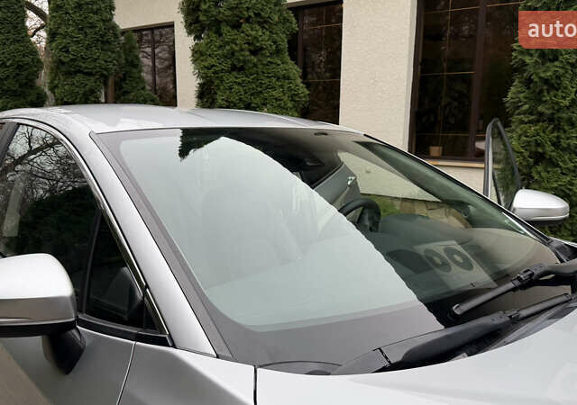 Сірий Хонда Клериті, об'ємом двигуна 1.5 л та пробігом 67 тис. км за 19000 $, фото 41 на Automoto.ua