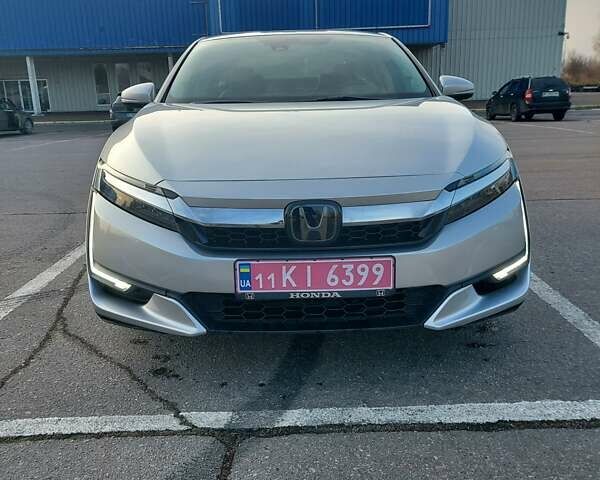 Серый Хонда Клерити, объемом двигателя 1.5 л и пробегом 110 тыс. км за 20500 $, фото 2 на Automoto.ua