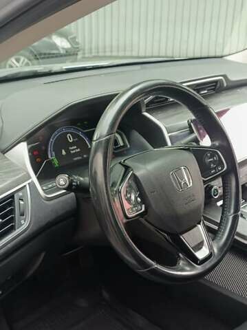 Серый Хонда Клерити, объемом двигателя 1.5 л и пробегом 208 тыс. км за 15100 $, фото 12 на Automoto.ua