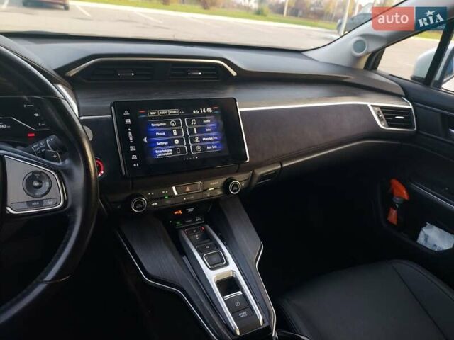 Серый Хонда Клерити, объемом двигателя 1.5 л и пробегом 110 тыс. км за 20500 $, фото 9 на Automoto.ua