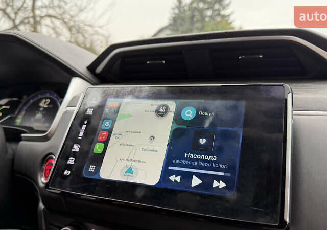 Сірий Хонда Клериті, об'ємом двигуна 1.5 л та пробігом 67 тис. км за 19000 $, фото 56 на Automoto.ua