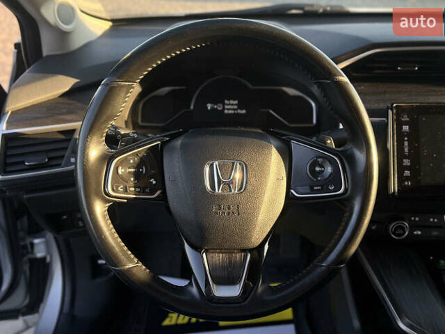 Сірий Хонда Клериті, об'ємом двигуна 1.5 л та пробігом 208 тис. км за 17200 $, фото 9 на Automoto.ua