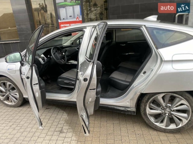 Серый Хонда Клерити, объемом двигателя 1.5 л и пробегом 184 тыс. км за 18000 $, фото 8 на Automoto.ua