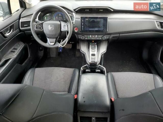 Серый Хонда Клерити, объемом двигателя 0 л и пробегом 224 тыс. км за 3000 $, фото 7 на Automoto.ua