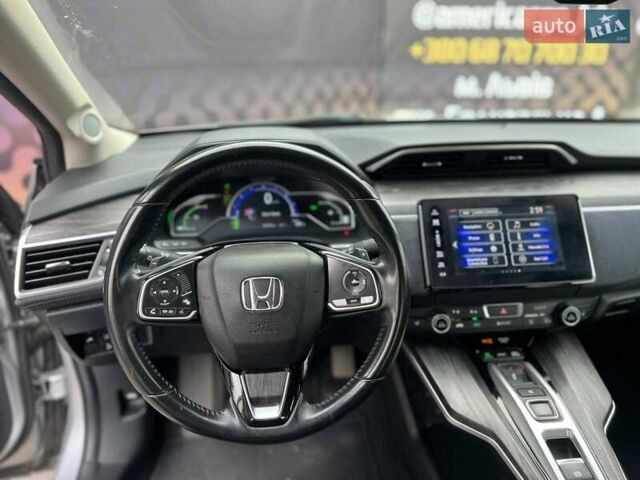 Серый Хонда Клерити, объемом двигателя 1.5 л и пробегом 183 тыс. км за 15800 $, фото 6 на Automoto.ua