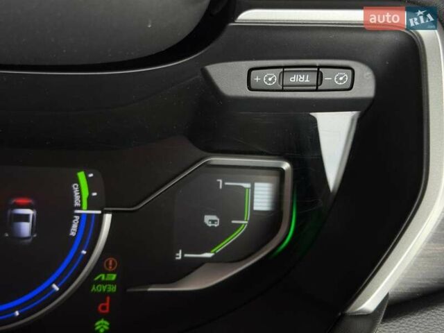 Серый Хонда Клерити, объемом двигателя 1.5 л и пробегом 159 тыс. км за 15900 $, фото 30 на Automoto.ua