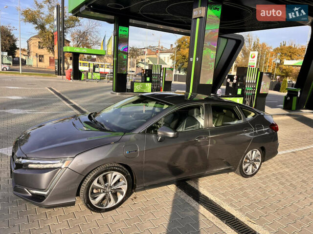 Серый Хонда Клерити, объемом двигателя 1.5 л и пробегом 118 тыс. км за 18000 $, фото 9 на Automoto.ua