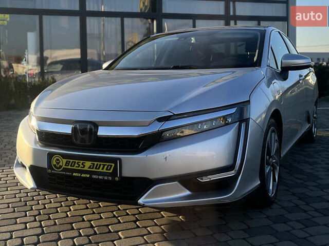 Сірий Хонда Клериті, об'ємом двигуна 1.5 л та пробігом 208 тис. км за 17200 $, фото 2 на Automoto.ua