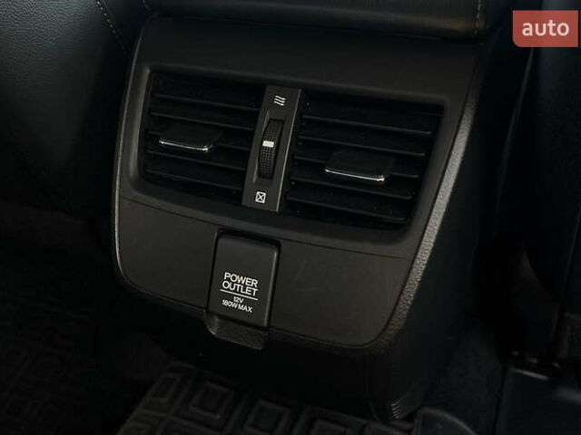 Сірий Хонда Клериті, об'ємом двигуна 1.5 л та пробігом 208 тис. км за 17200 $, фото 25 на Automoto.ua