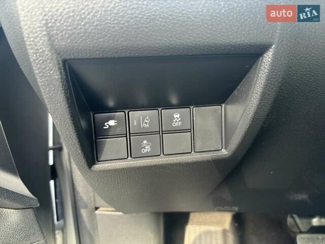 Серый Хонда Клерити, объемом двигателя 1.5 л и пробегом 183 тыс. км за 15800 $, фото 10 на Automoto.ua