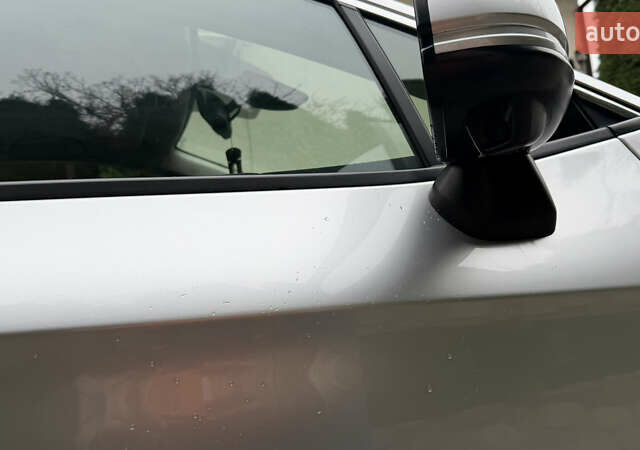 Сірий Хонда Клериті, об'ємом двигуна 1.5 л та пробігом 67 тис. км за 19000 $, фото 13 на Automoto.ua