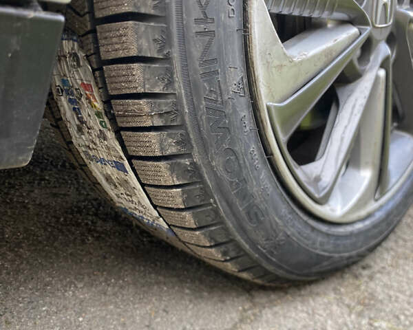 Серый Хонда Клерити, объемом двигателя 1.5 л и пробегом 184 тыс. км за 18000 $, фото 21 на Automoto.ua