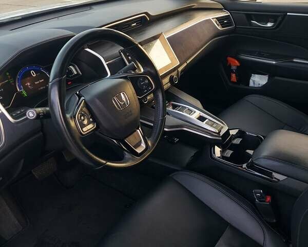 Серый Хонда Клерити, объемом двигателя 1.5 л и пробегом 110 тыс. км за 20500 $, фото 10 на Automoto.ua