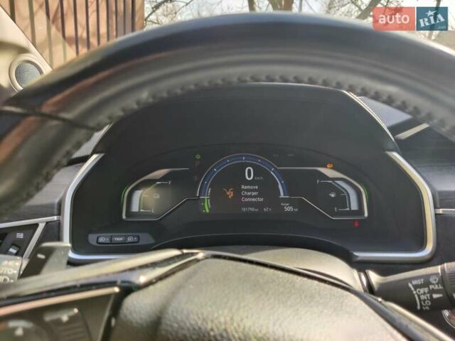 Сірий Хонда Клериті, об'ємом двигуна 1.5 л та пробігом 182 тис. км за 18900 $, фото 11 на Automoto.ua