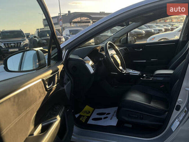 Сірий Хонда Клериті, об'ємом двигуна 1.5 л та пробігом 208 тис. км за 17200 $, фото 19 на Automoto.ua