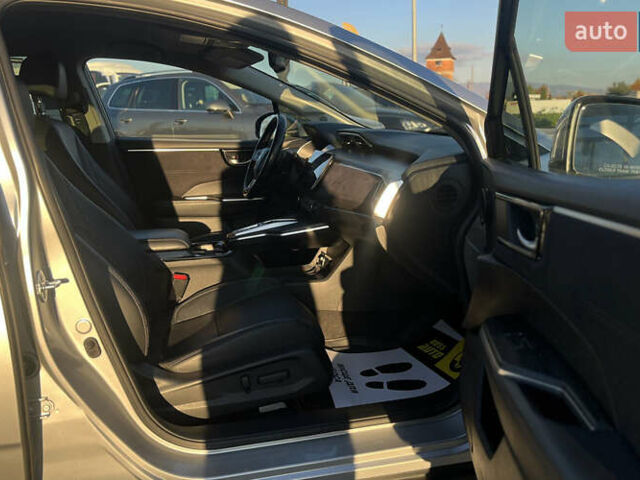 Сірий Хонда Клериті, об'ємом двигуна 1.5 л та пробігом 208 тис. км за 17200 $, фото 22 на Automoto.ua