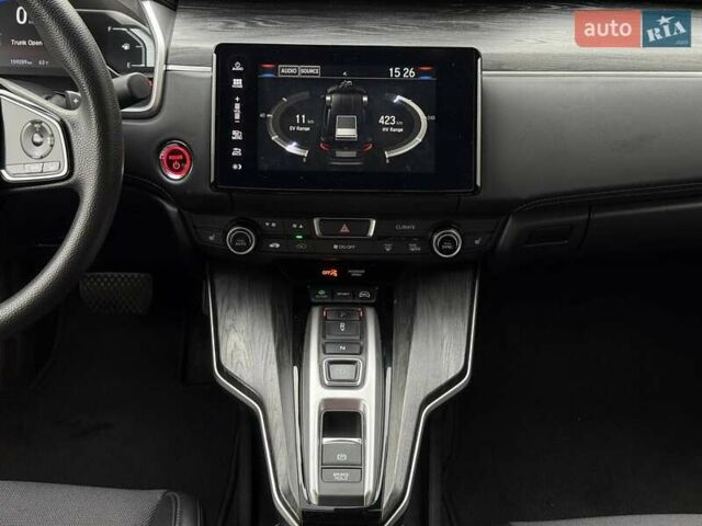 Серый Хонда Клерити, объемом двигателя 1.5 л и пробегом 159 тыс. км за 15900 $, фото 48 на Automoto.ua