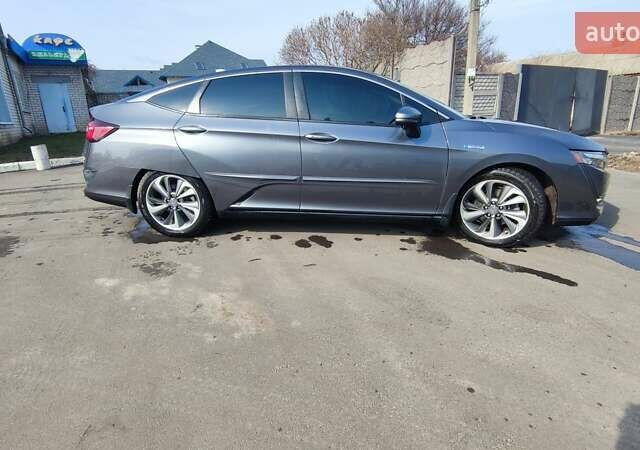 Сірий Хонда Клериті, об'ємом двигуна 1.5 л та пробігом 182 тис. км за 18900 $, фото 5 на Automoto.ua