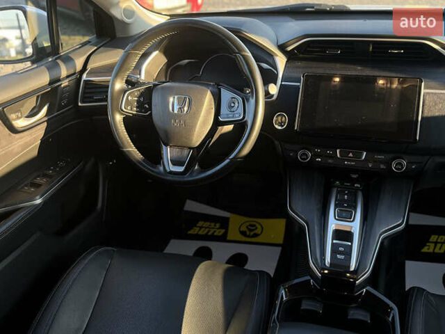 Сірий Хонда Клериті, об'ємом двигуна 1.5 л та пробігом 208 тис. км за 17200 $, фото 13 на Automoto.ua