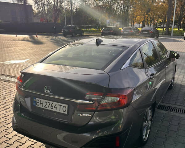 Серый Хонда Клерити, объемом двигателя 1.5 л и пробегом 118 тыс. км за 18000 $, фото 18 на Automoto.ua