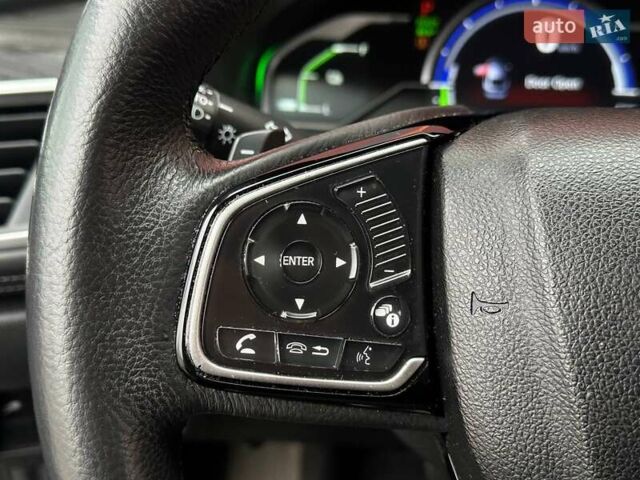 Серый Хонда Клерити, объемом двигателя 1.5 л и пробегом 106 тыс. км за 16990 $, фото 18 на Automoto.ua