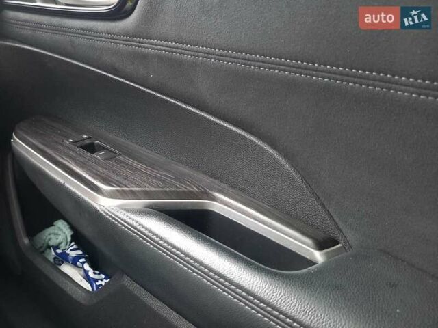 Сірий Хонда Клериті, об'ємом двигуна 1.5 л та пробігом 130 тис. км за 19800 $, фото 32 на Automoto.ua