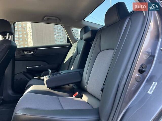 Серый Хонда Клерити, объемом двигателя 1.5 л и пробегом 106 тыс. км за 16490 $, фото 10 на Automoto.ua