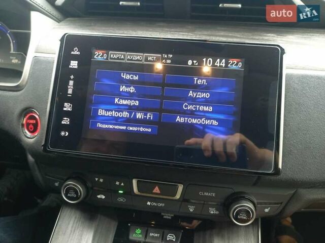 Сірий Хонда Клериті, об'ємом двигуна 1.5 л та пробігом 130 тис. км за 19800 $, фото 38 на Automoto.ua