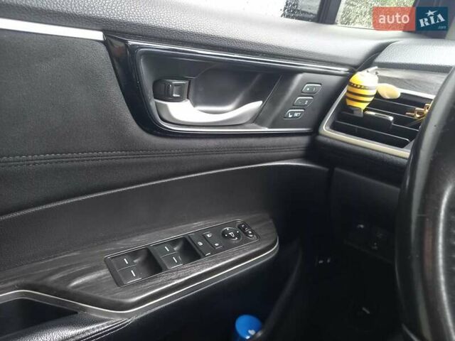 Сірий Хонда Клериті, об'ємом двигуна 1.5 л та пробігом 130 тис. км за 19800 $, фото 34 на Automoto.ua