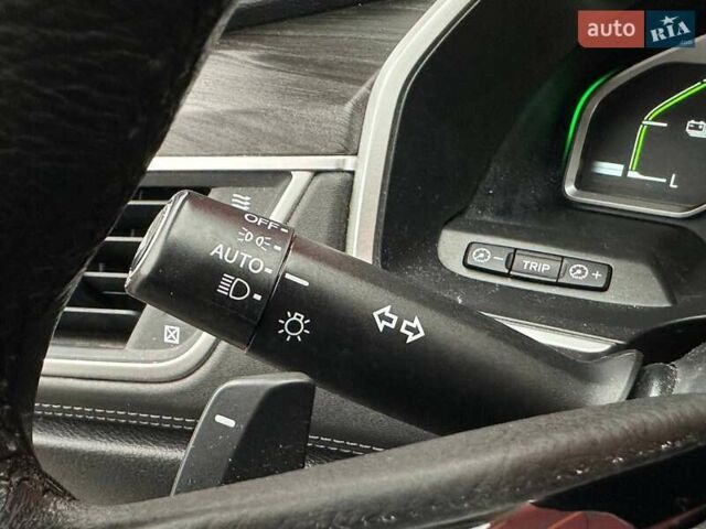 Серый Хонда Клерити, объемом двигателя 1.5 л и пробегом 106 тыс. км за 16990 $, фото 25 на Automoto.ua