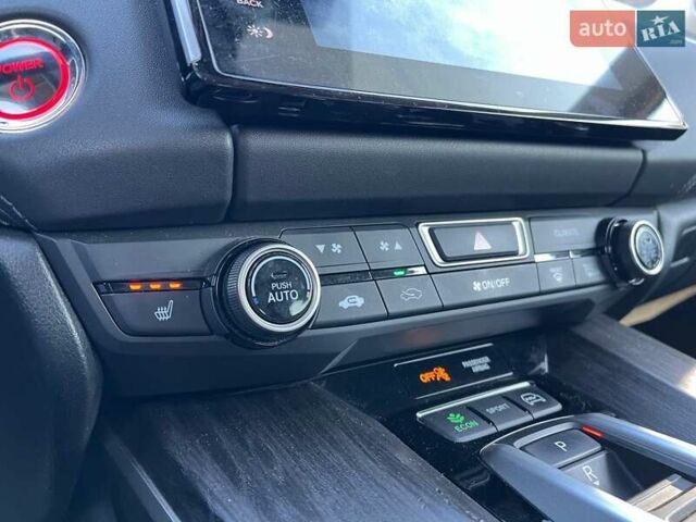 Серый Хонда Клерити, объемом двигателя 1.5 л и пробегом 106 тыс. км за 16490 $, фото 26 на Automoto.ua