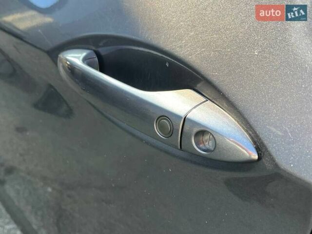 Серый Хонда Клерити, объемом двигателя 1.5 л и пробегом 106 тыс. км за 16490 $, фото 8 на Automoto.ua