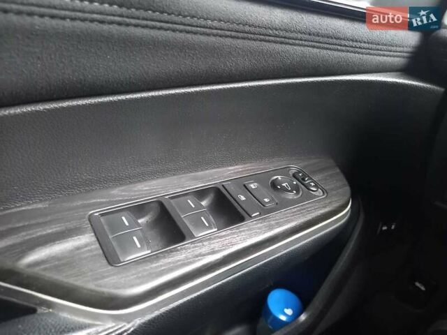 Сірий Хонда Клериті, об'ємом двигуна 1.5 л та пробігом 130 тис. км за 19800 $, фото 33 на Automoto.ua