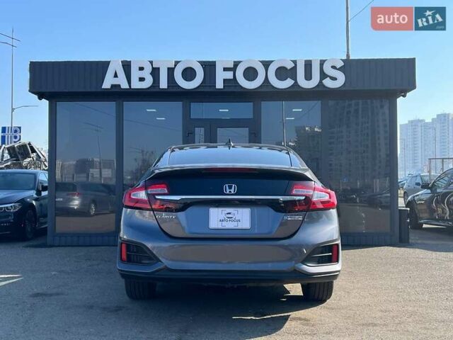 Серый Хонда Клерити, объемом двигателя 1.5 л и пробегом 106 тыс. км за 16490 $, фото 5 на Automoto.ua