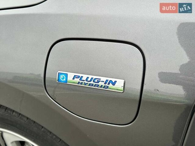 Серый Хонда Клерити, объемом двигателя 1.5 л и пробегом 106 тыс. км за 16990 $, фото 30 на Automoto.ua