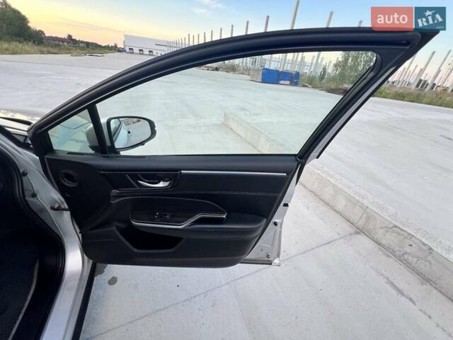 Серый Хонда Клерити, объемом двигателя 1.5 л и пробегом 62 тыс. км за 18900 $, фото 13 на Automoto.ua