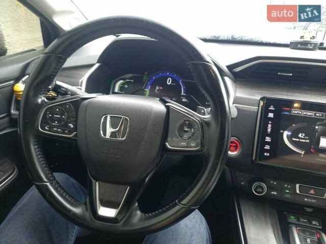 Сірий Хонда Клериті, об'ємом двигуна 1.5 л та пробігом 130 тис. км за 19800 $, фото 27 на Automoto.ua
