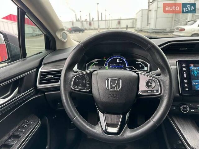 Серый Хонда Клерити, объемом двигателя 1.5 л и пробегом 106 тыс. км за 16990 $, фото 13 на Automoto.ua