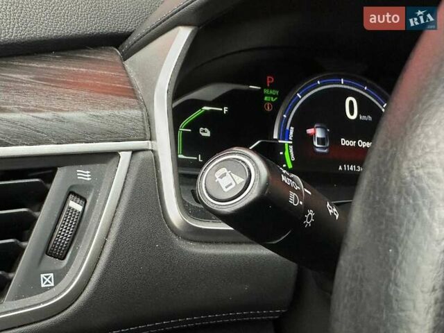 Серый Хонда Клерити, объемом двигателя 1.5 л и пробегом 106 тыс. км за 16990 $, фото 17 на Automoto.ua