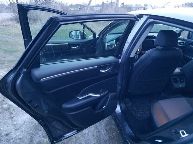 Серый Хонда Клерити, объемом двигателя 1.5 л и пробегом 119 тыс. км за 18599 $, фото 17 на Automoto.ua