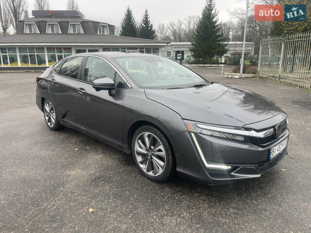 Серый Хонда Клерити, объемом двигателя 1.5 л и пробегом 48 тыс. км за 21500 $, фото 1 на Automoto.ua