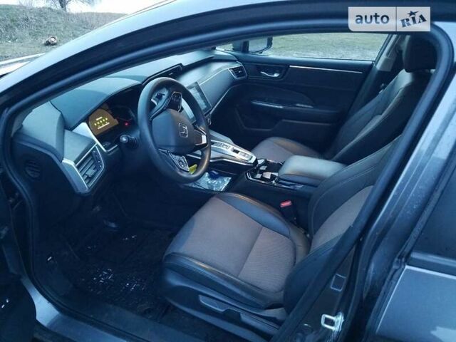 Серый Хонда Клерити, объемом двигателя 1.5 л и пробегом 119 тыс. км за 18599 $, фото 11 на Automoto.ua